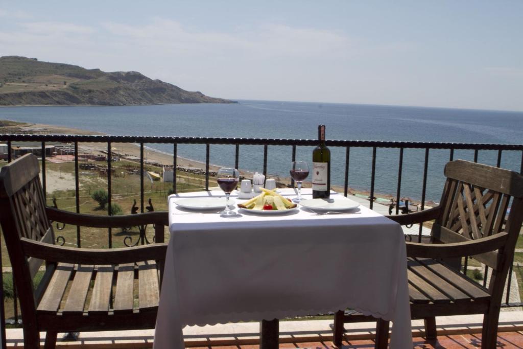 Mavisu Resort Hotel İmroz Esterno foto